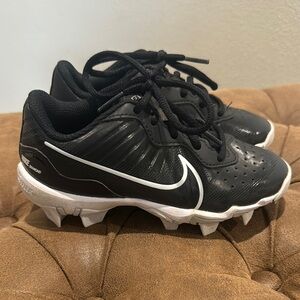 Nike White and Black Sneakers with Classic Design